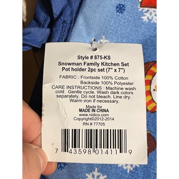 2~Snowman Family Kitchen Piece Pot Holder Holiday Style 7"x7" Cotton & Polyester - Picture 5 of 7